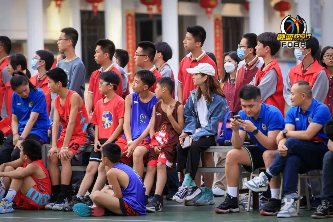有哪些篮球战术训练的应用程序可以帮助我进步?_2